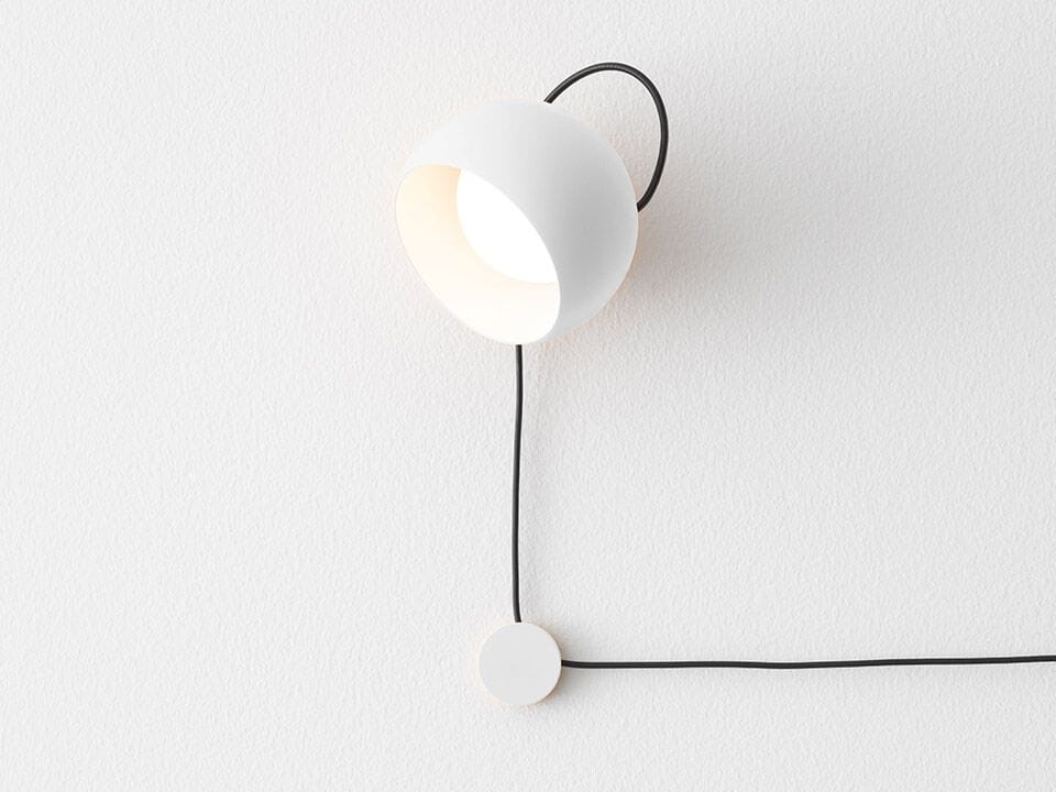 Металлический настенный светильник с вилкой Artemide Ixa ARCH-00148176 - Вид №1