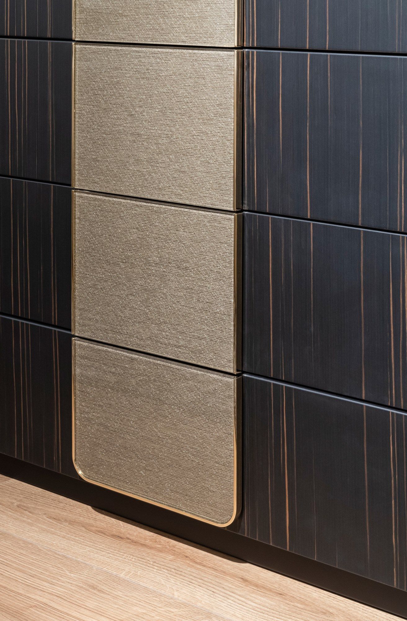 Комод из черного дерева Sicis Dover ARCH-00067994 - Вид №3