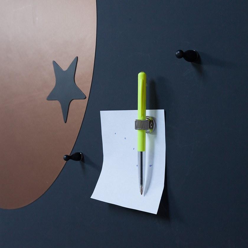 Groovy Magnets Металлический держатель ручки для магнитной доски  M-penh  - Вид №7