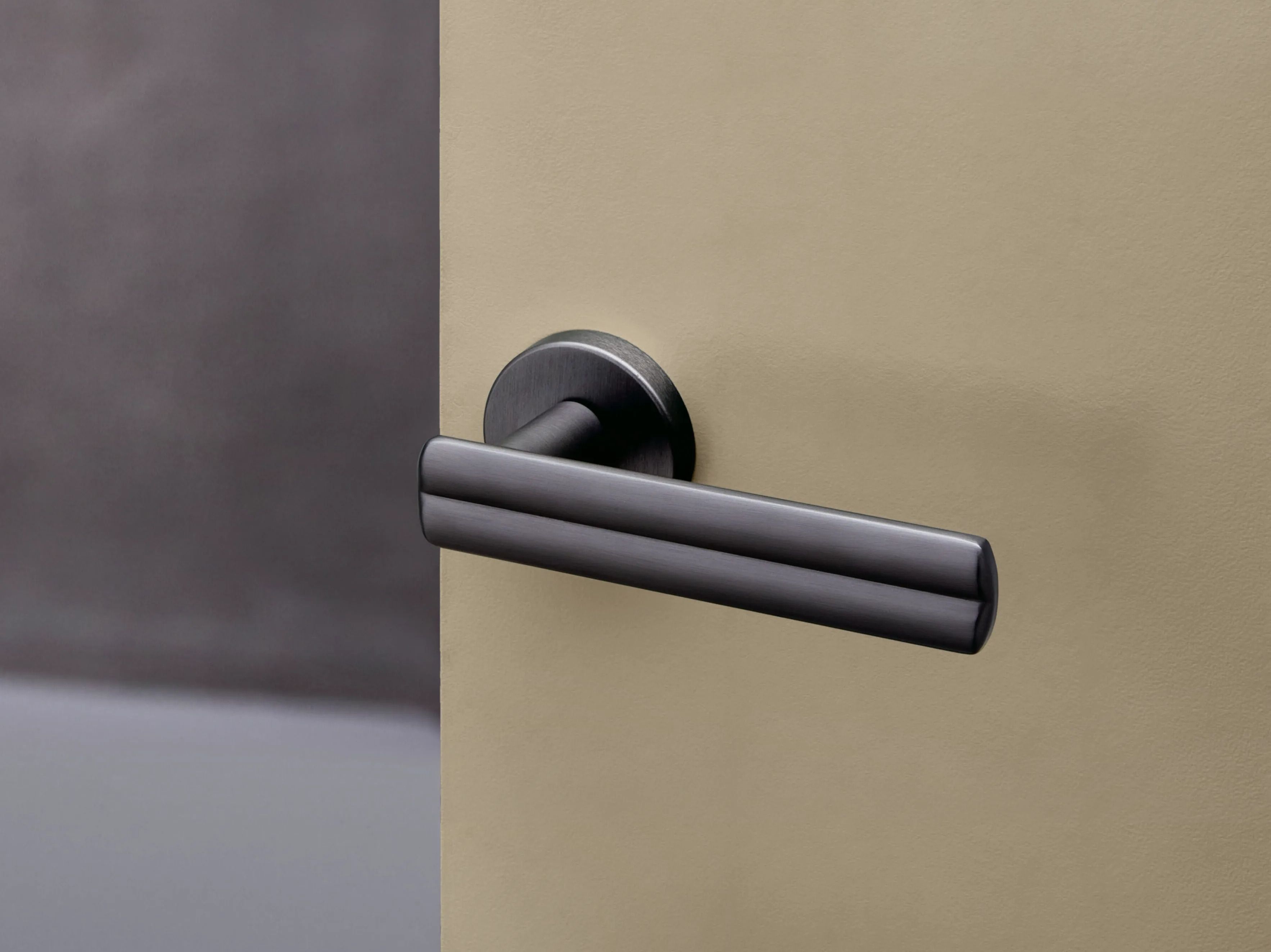 Ручка из цинкового сплава с насадкой на розетке Manital круглый ARCH-00101694 - Вид №2