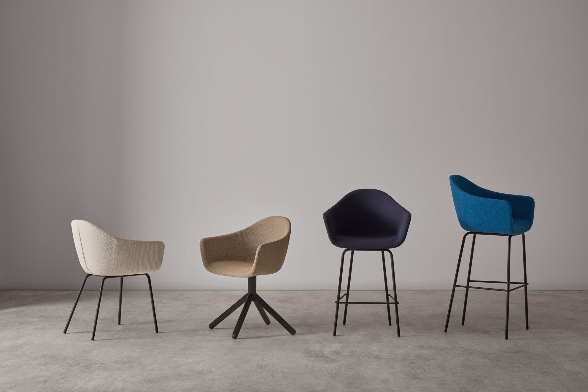 Тканевый стул с подлокотниками Blasco&Vila Nomad ARCH-00137198 - Вид №4