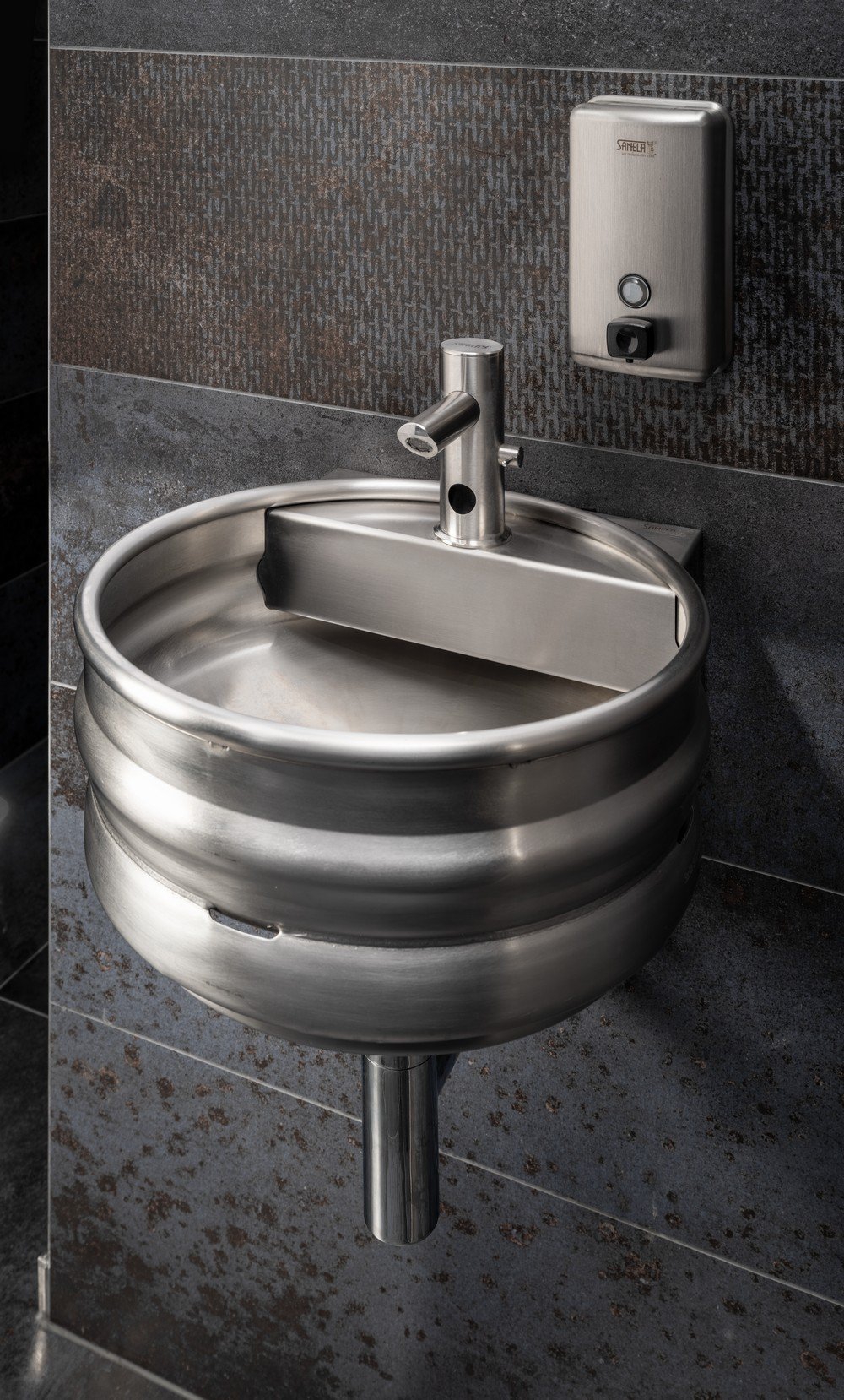 93774 Нержавеющий KEG умывальник на дoску SANELA  - Вид №1