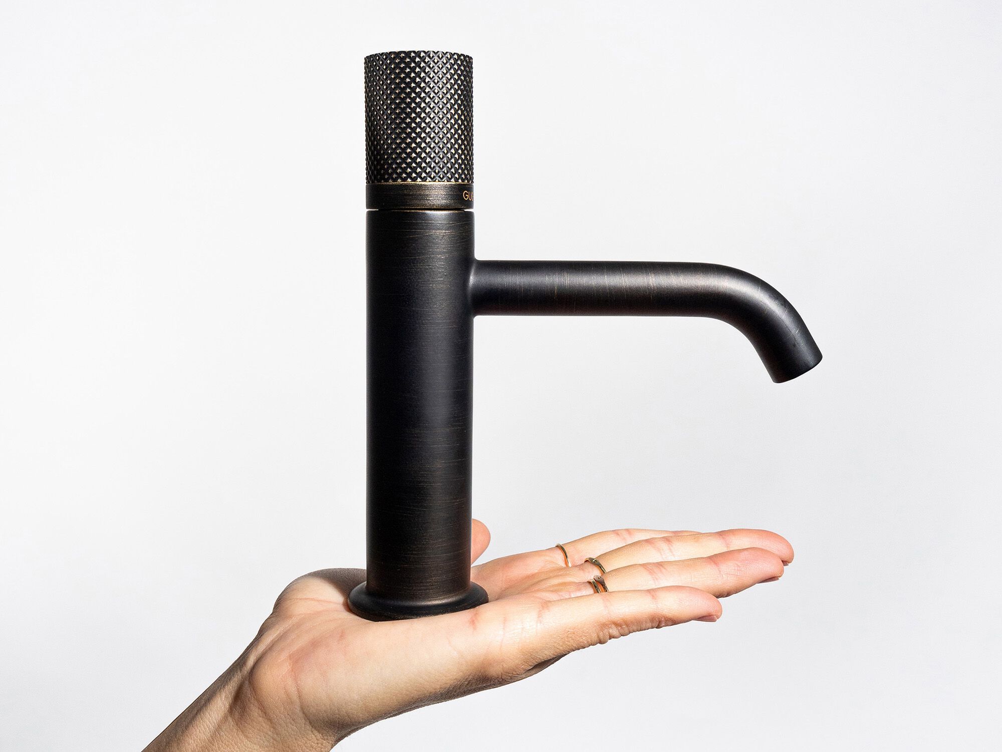 Однорычажный смеситель для раковины GUGLIELMI RUBINETTERIE Sprint Color ARCH-00092687 - Вид №8