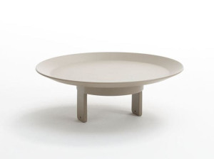 Сервировочный садовый столик с подносом