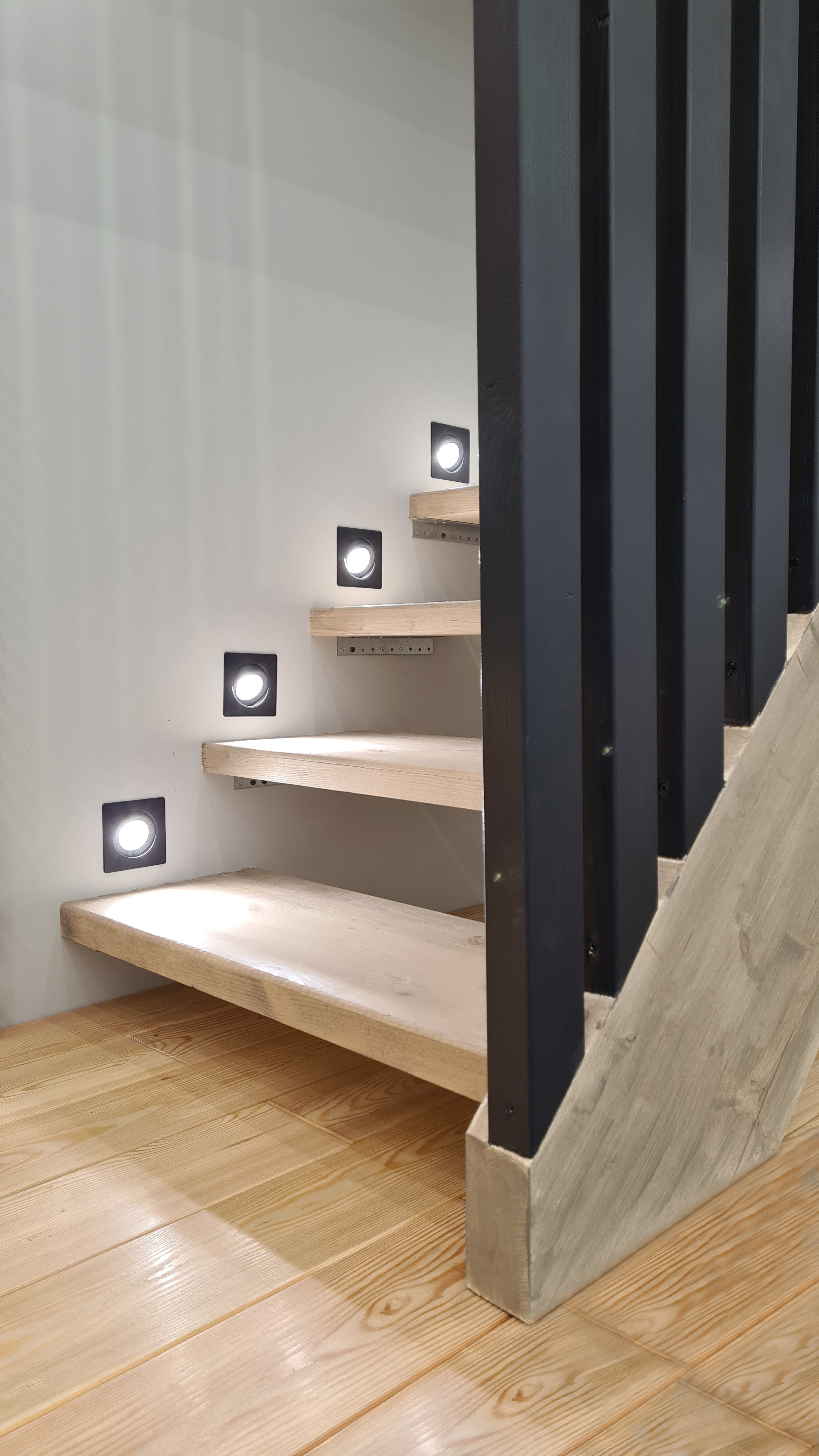 83850954 Ступень прямая сращенная хвоя сорт АВ 40х300х1200 мм STLM-0044964 Santreyd  - Вид №4