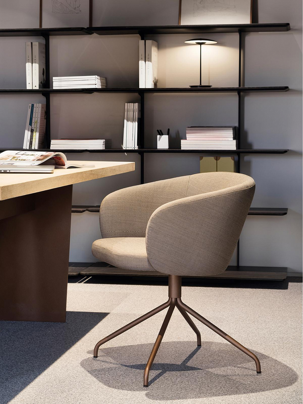 089370 Мягкое вращающееся кресло Expormim Huma  - Вид №1