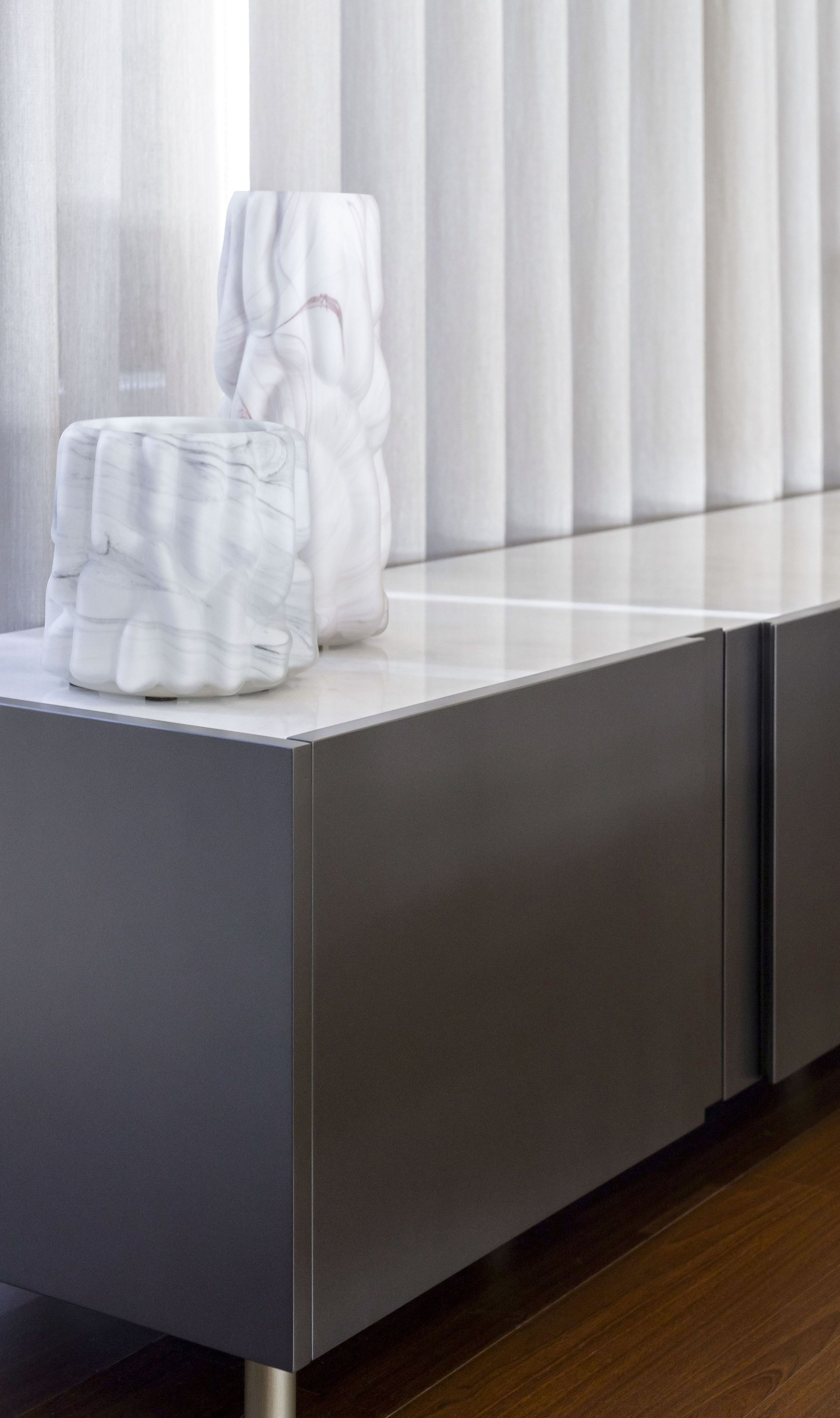 Низкий шкаф для телевизора из грецкого ореха Stylish Club Sevilha ARCH-00153343 - Вид №11