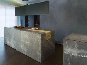 TM Italia Cucine Отдельностоящая кухня из камня коринф D90