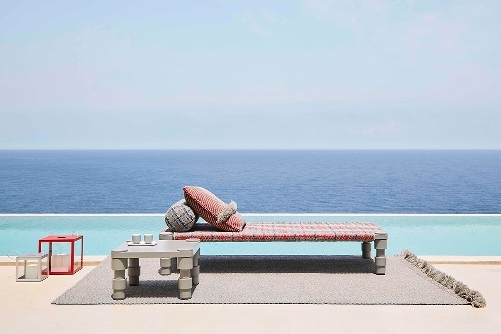 070788 Подушка GL Diagonal almond-red 70x70 GAN Garden Layers - Вид №3