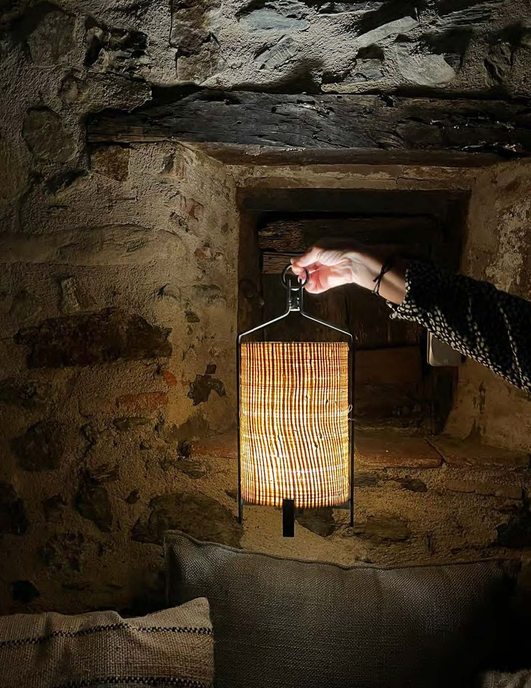 Настольная лампа с батарейным питанием из рафии luxcambra FANAL S ARCH-00135315 - Вид №1