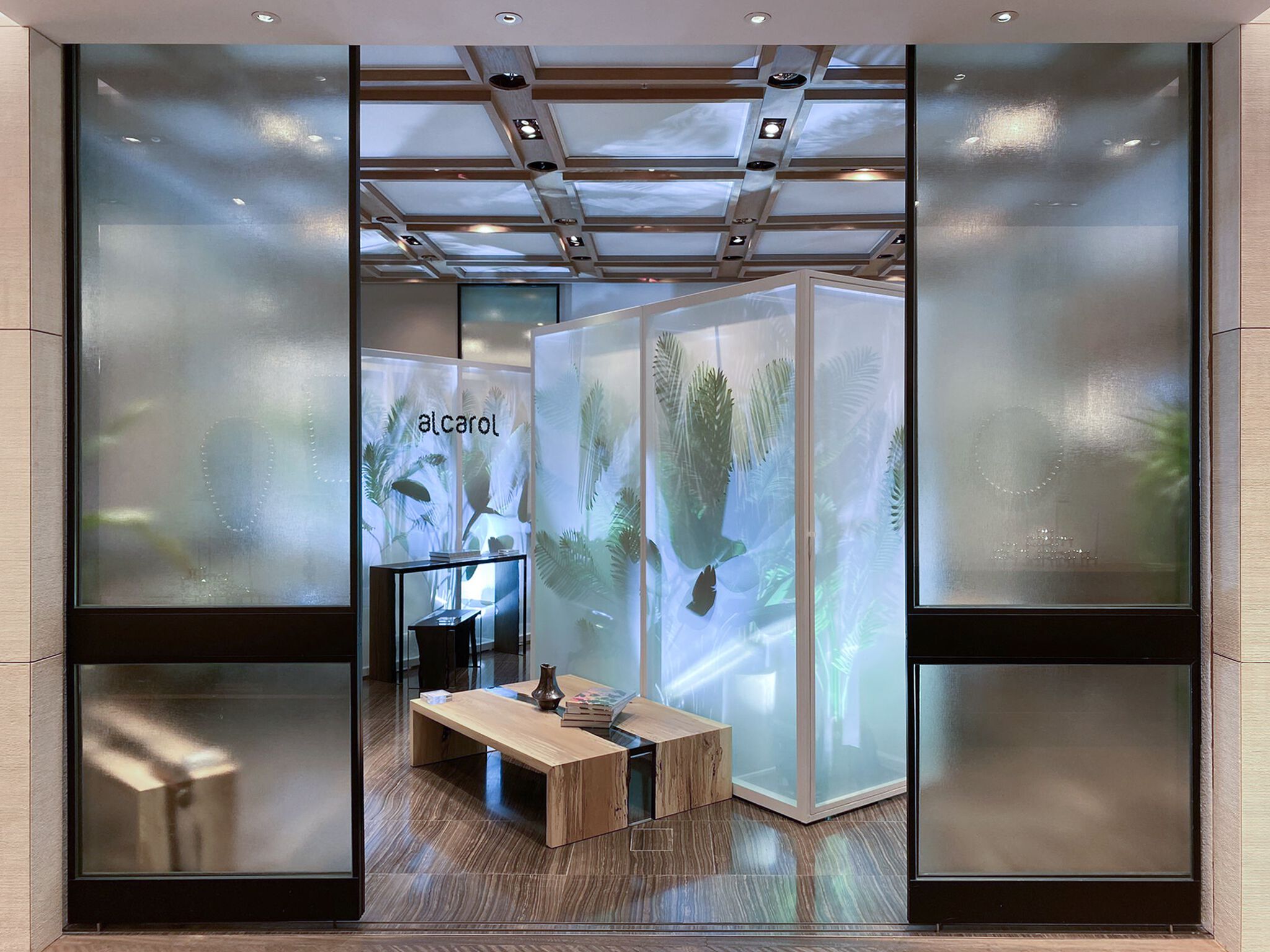 Прямоугольный журнальный столик из массива дерева и смолы alcarol Fungi ARCH-00027637 - Вид №4