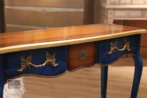 Деревянная прямоугольная консоль