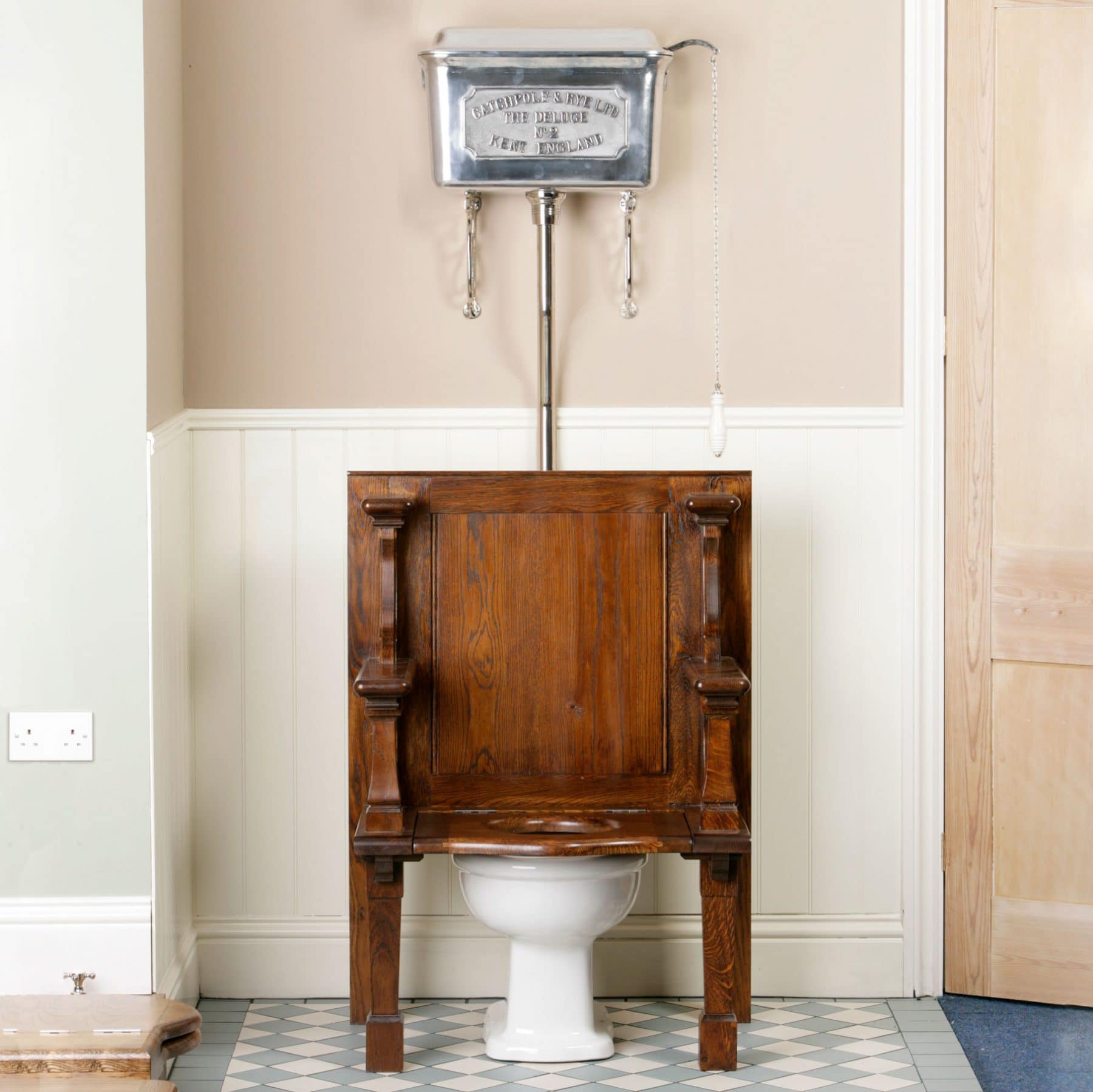 Toilet Seats туалеты The Throne Catchpoleandrye  - Вид №4