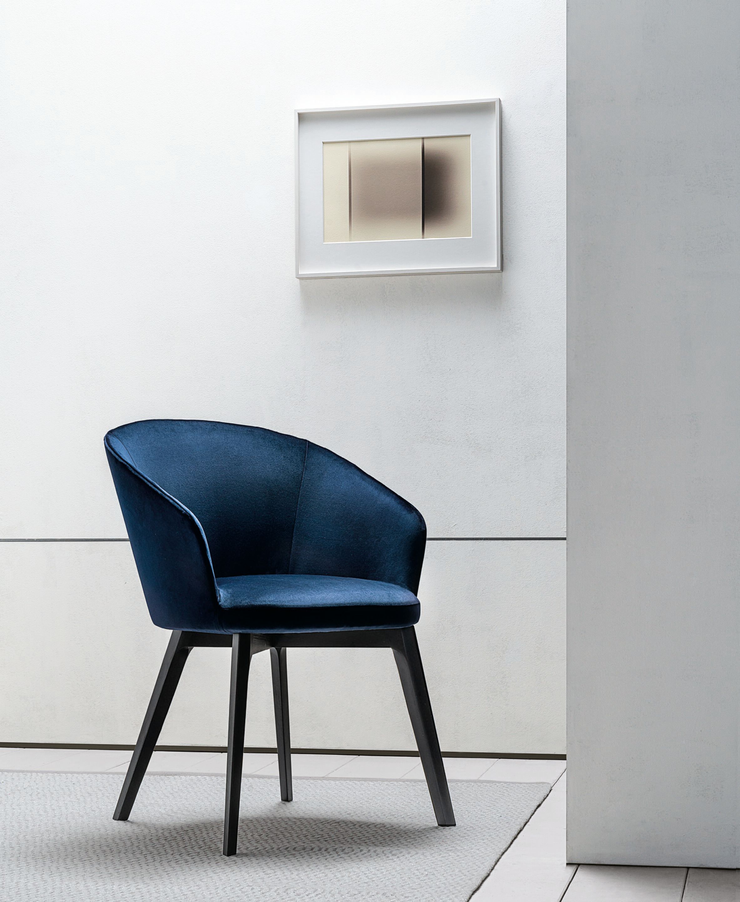 Мягкий тканевый стул с подлокотниками Casamilano SHIRLEY ARCH-00138468 - Вид №1