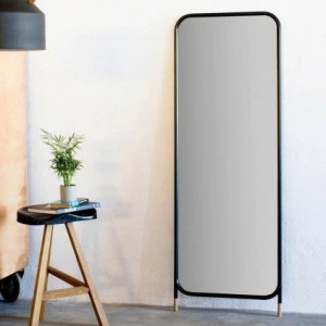 Напольное зеркало прямоугольное со скругленными углами черное Vertical от Omelette OMELETTE ДИЗАЙНЕРСКИЕ 321564 Черный