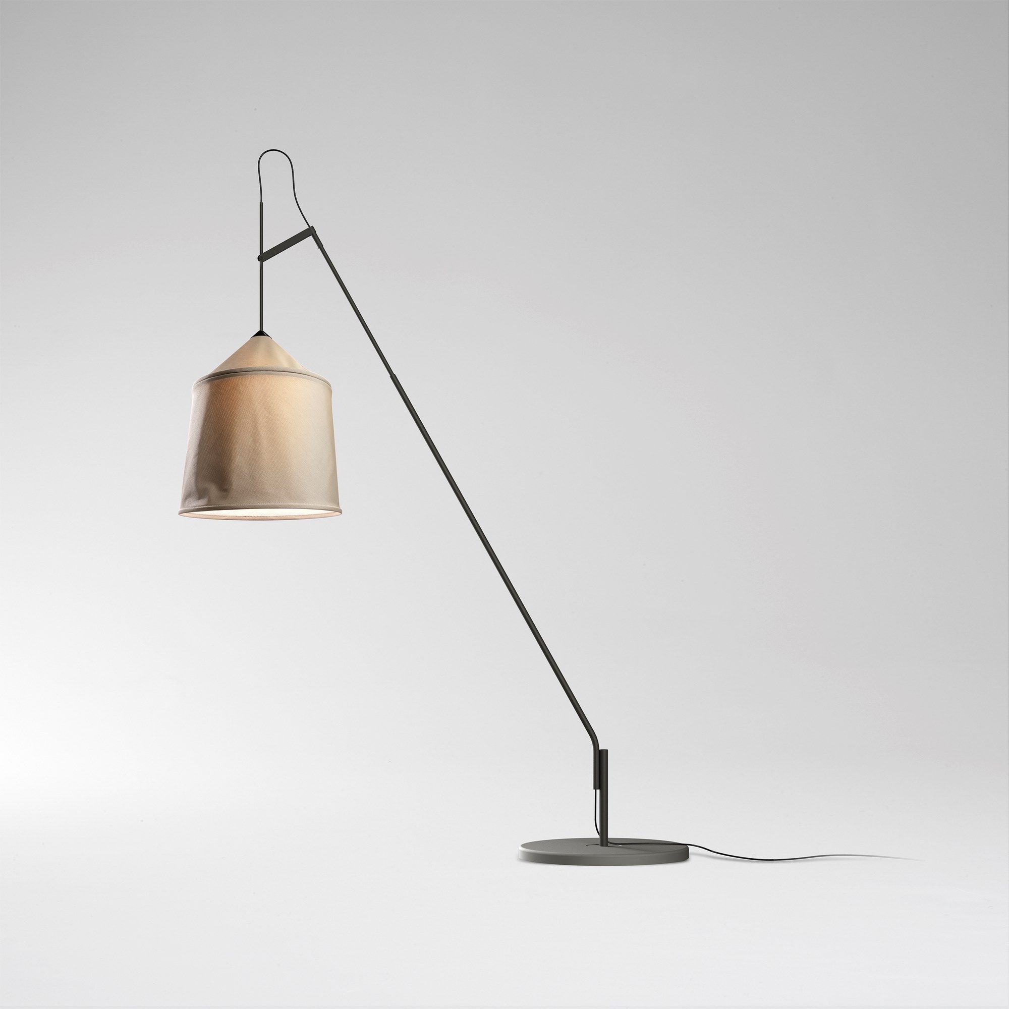 Напольная лампа из нержавеющей стали и текстилена Marset Jaima ARCH-00132175 - Вид №9