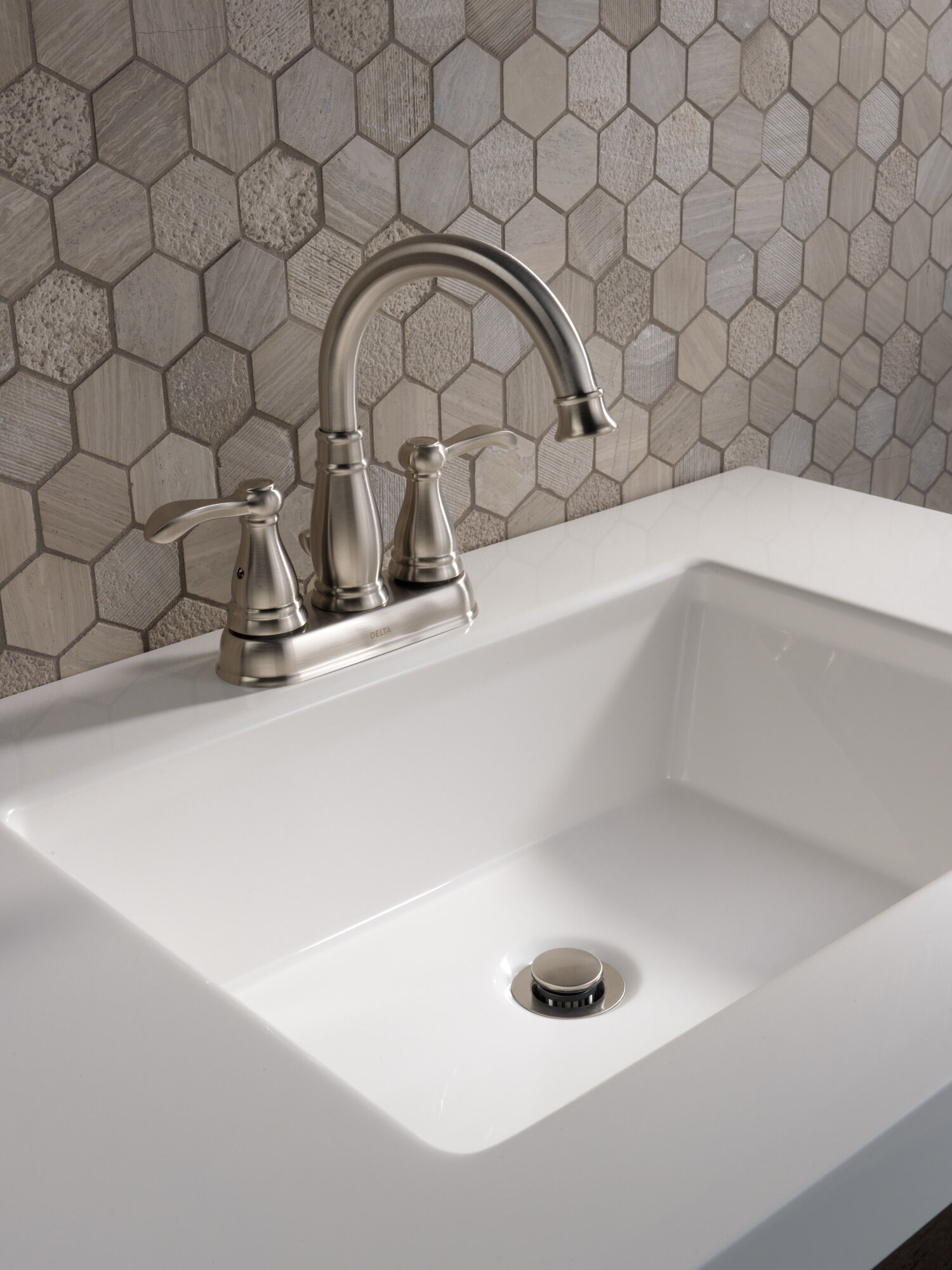 25984LF-BN-ECO Смеситель для ванной комнаты с двумя ручками Delta Faucet Porter Матовый никель - Вид №2