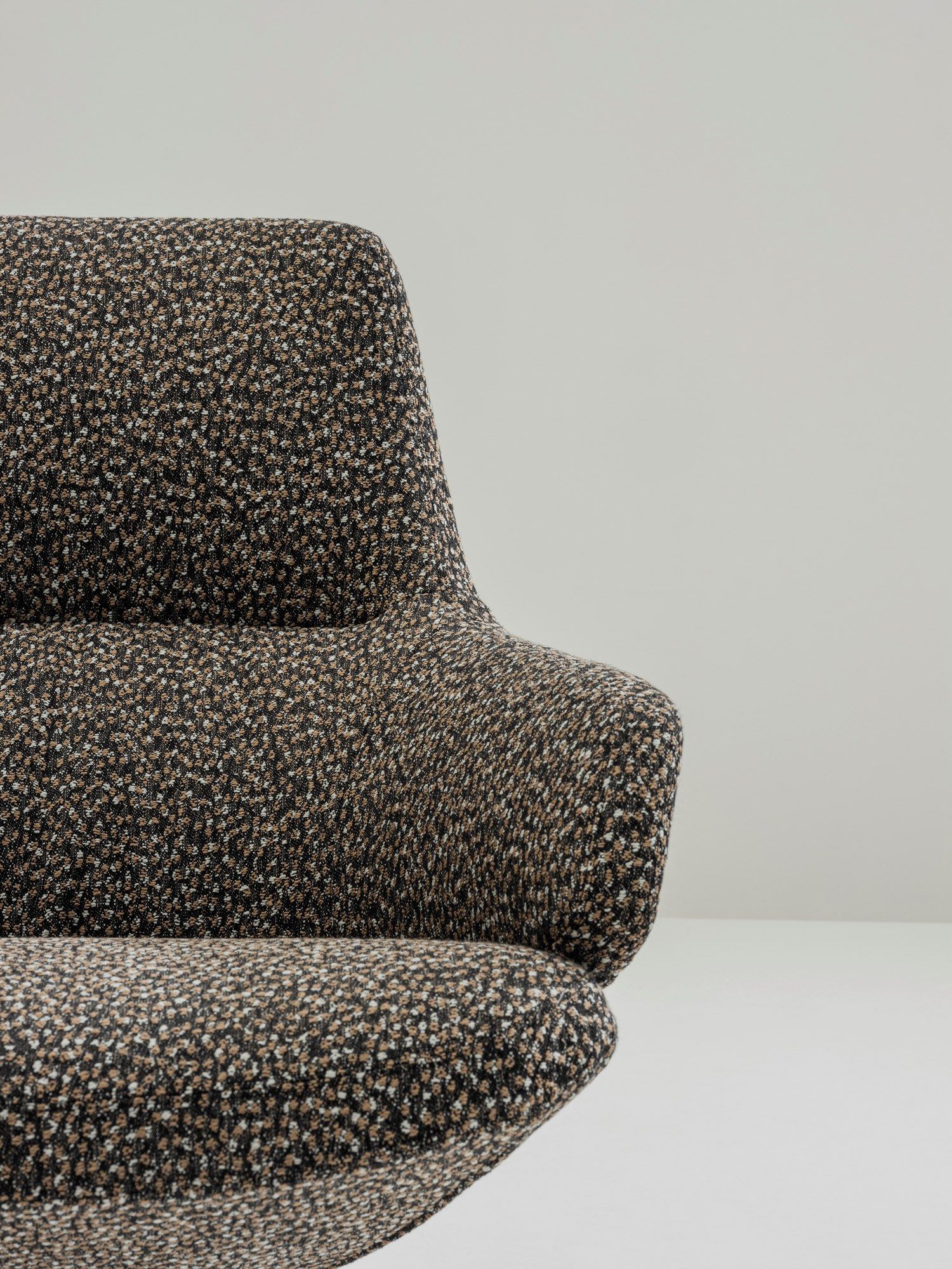 Тканевое кресло с подлокотниками Arper Aston Club ARCH-00068633 - Вид №6