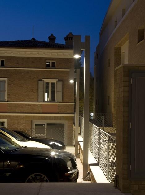 уличный фонарь Tetra Santreyd sun-id-1465235 - Вид №4