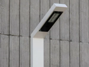 URBIDERMIS Светодиодный столб из оцинкованной стали 108