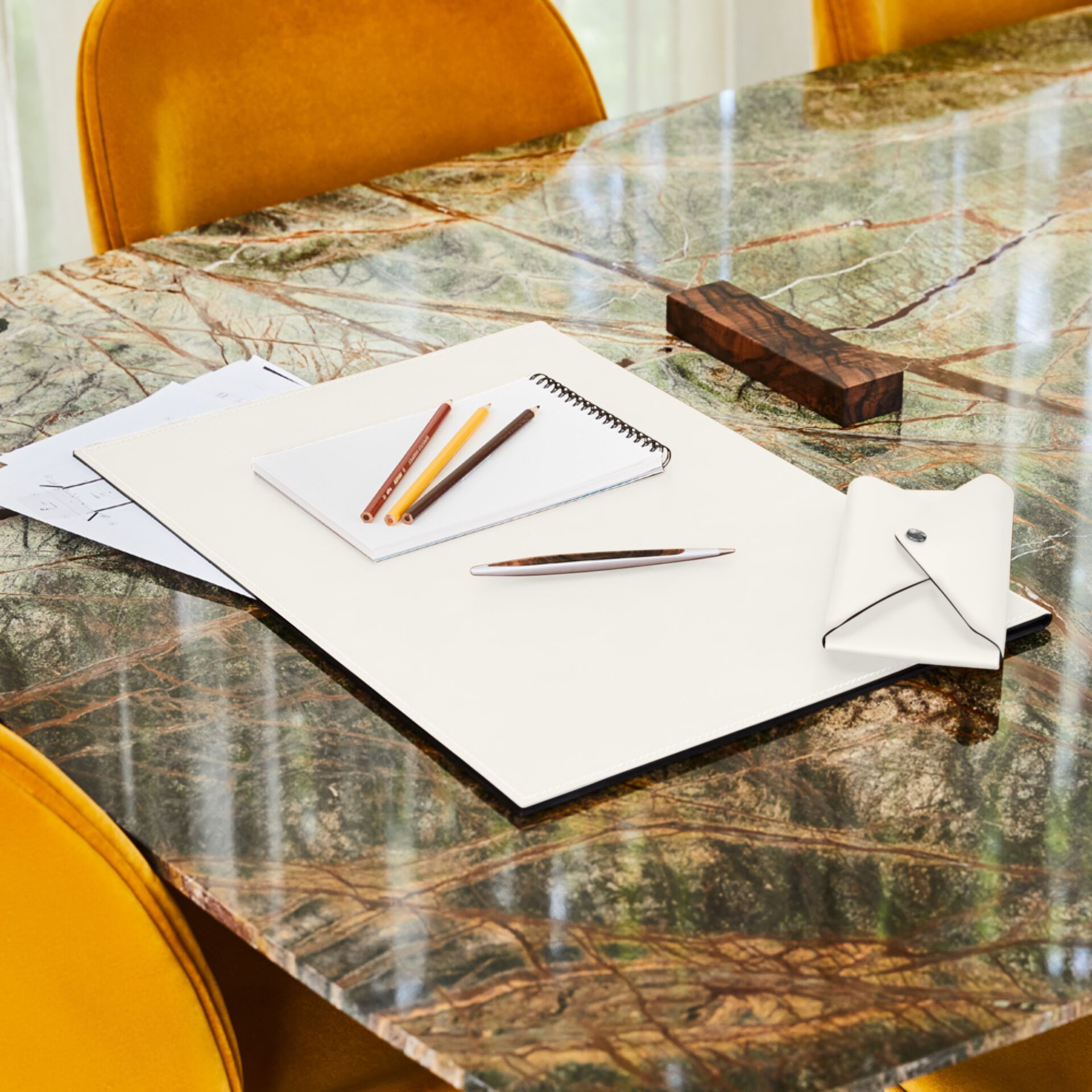 Подпушка из регенерированной кожи EGLOOH GEMINI ARCH-00153259 - Вид №49