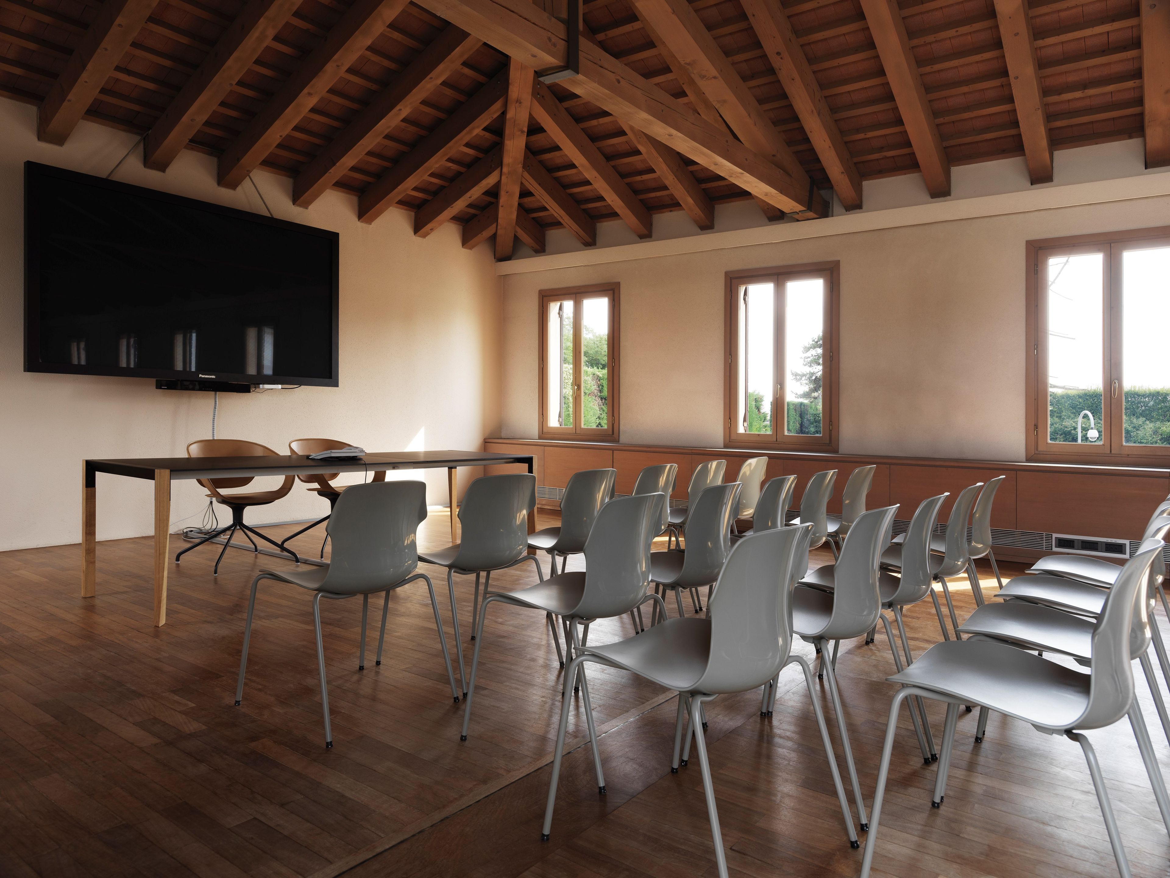 Штабелируемый стул из полипропилена с металлическими ножками Casamania & Horm стерео ARCH-00103595 - Вид №4