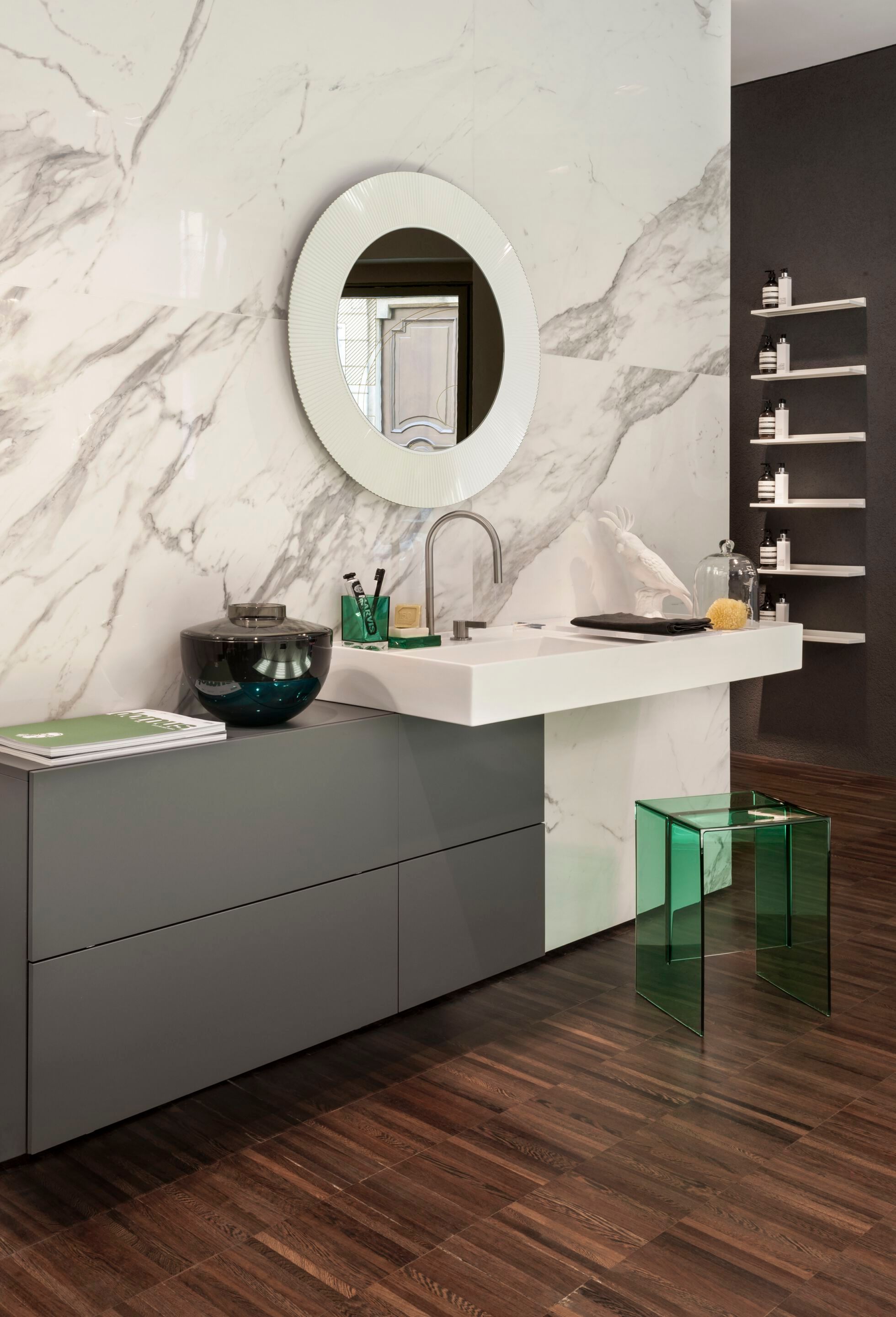 Круглое зеркало из ПММА со встроенным настенным освещением Kartell Kartell by Laufen ARCH-00070560 - Вид №5