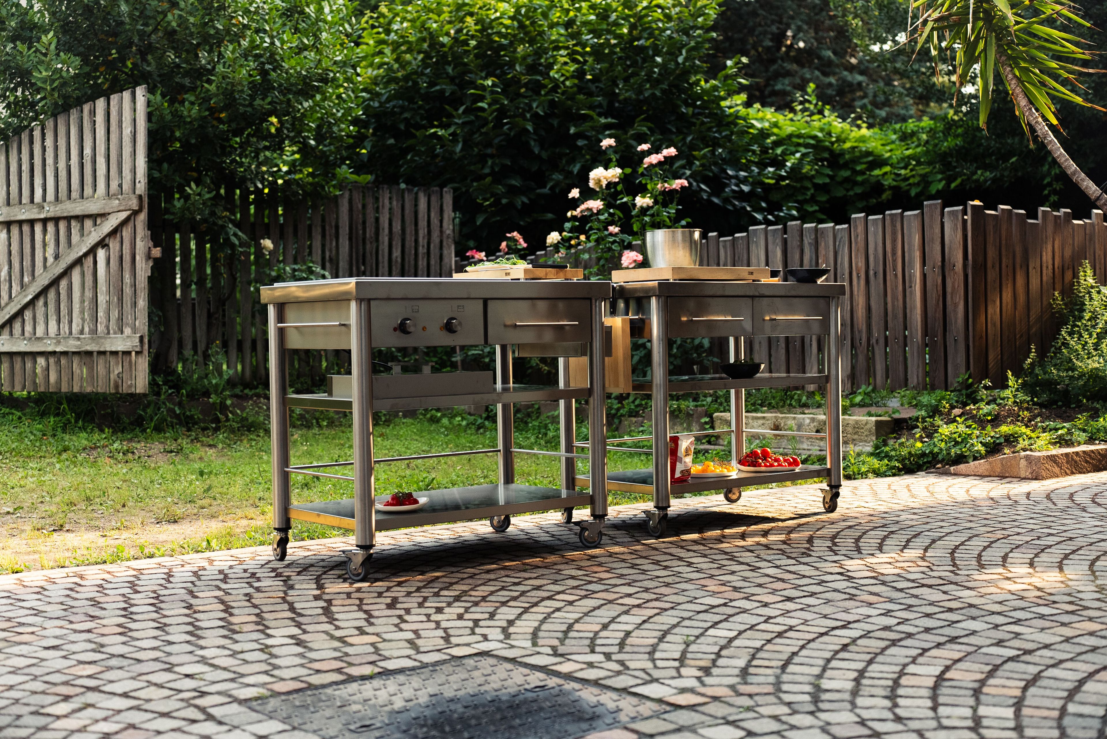 Отдельно стоящий кухонный модуль из нержавеющей стали с плитой теппаньяки JOKODOMUS Auxilium ARCH-00030768 - Вид №2