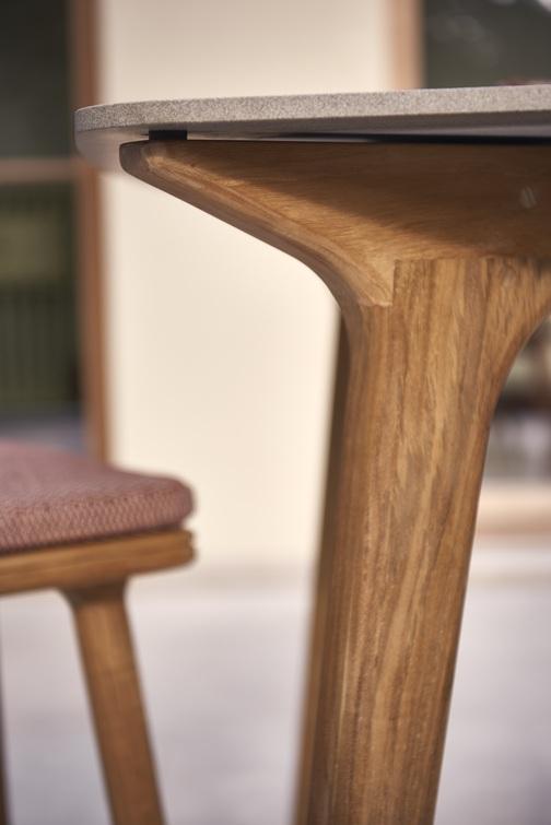 MNST985 Обеденный стол teak nero ⌀125см Manutti Torsa - Вид №7