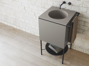 Столешница из цельного дерева со встроенной раковиной