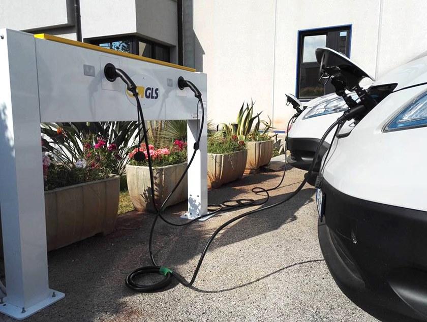 Giulio Barbieri Электрораспределительная колонка для автомобилей sun-id-1508895 - Вид №1