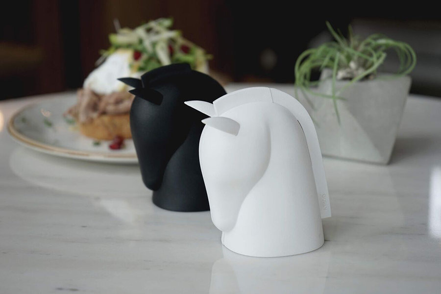 QL10295-BK Держатель для зубочисток unicorn, черный Qualy  - Вид №2