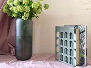 HIRO Подставки для книг из окрашенной стали