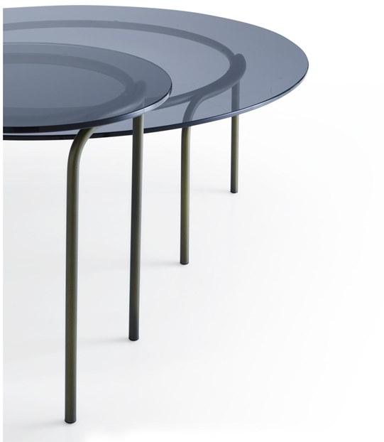 Ligne Roset Низкий круглый журнальный столик из закаленного стекла  19960360  - Вид №2