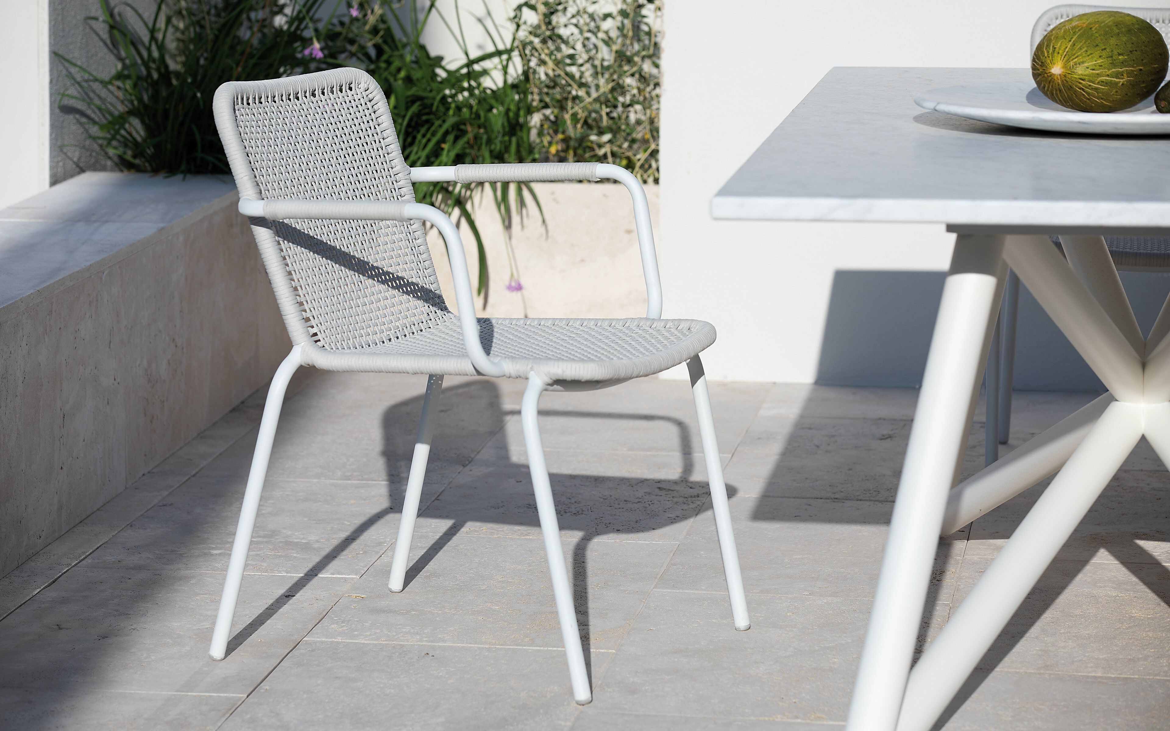 Штабелируемый садовый стул из полипропилена VELTHA® AURORA ARCH-00105184 - Вид №1