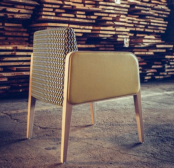 JMS Кресло из ткани с подлокотниками Magna M 736c - Вид №2