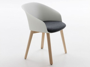 Стул из полипропилена с мягким сиденьем