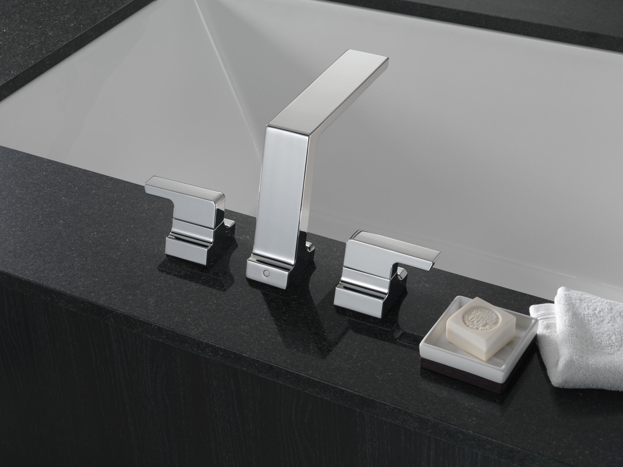 T2799-PN Римская ванна Delta Faucet Pivotal Полированный никель  - Вид №2