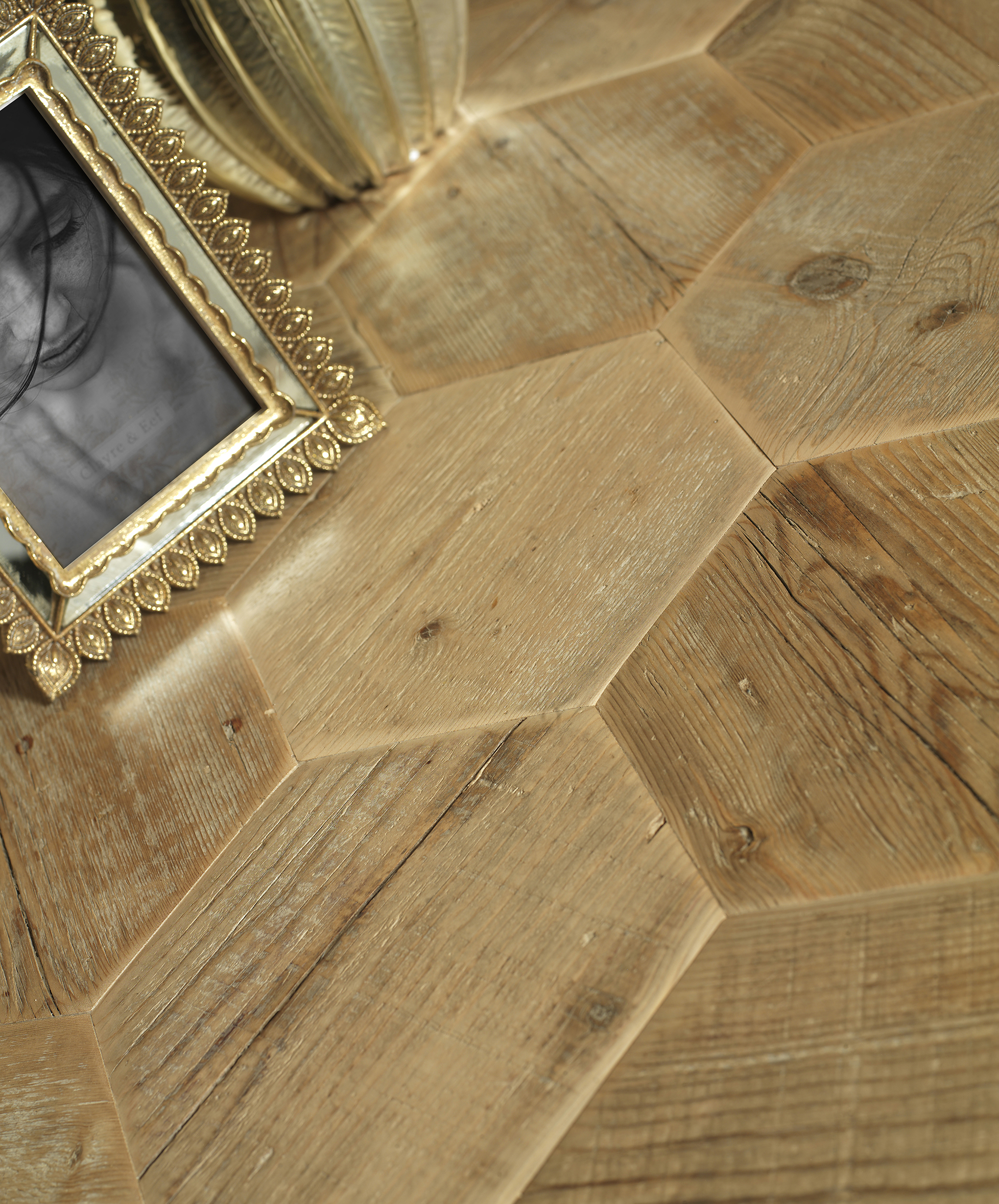 Es1 Tifernoit Старая пихта ботато из досок для строительных лесов Parquet - Вид №1