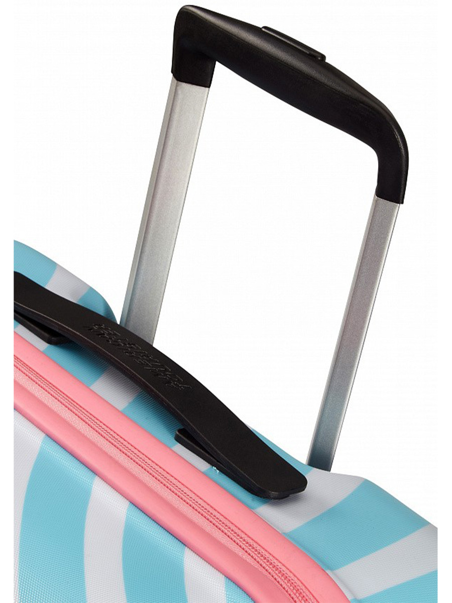 31C-80007 Чемодан 31C*007 Spinner 77 American Tourister Wavebreaker Disney Comics  - Вид №7