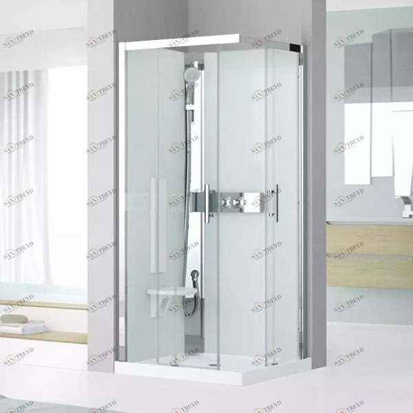 Душевая кабина 80x80 GLAX 3 A80 STANDARD Novellini GLAX 3 с низким душевым поддоном и серебристым профилем GL3A80M1B