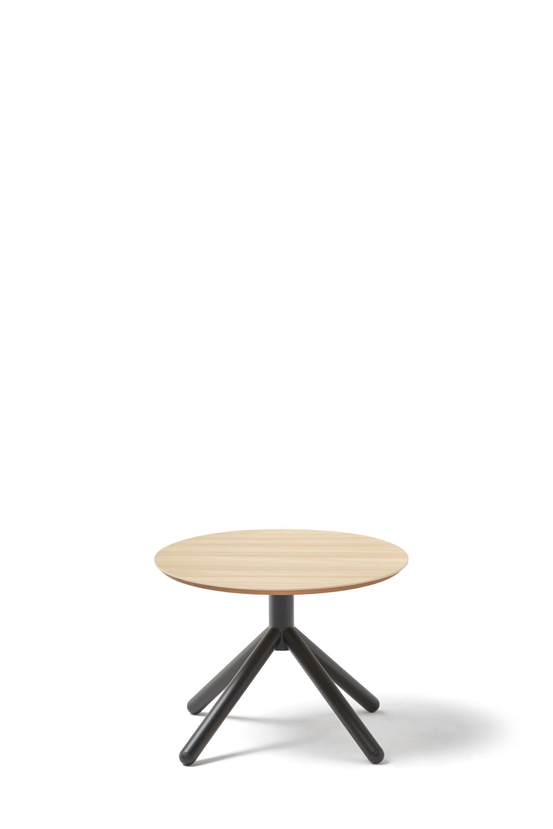 Круглый журнальный столик из ясеня Blasco&Vila Nomad ARCH-00037751 - Вид №1