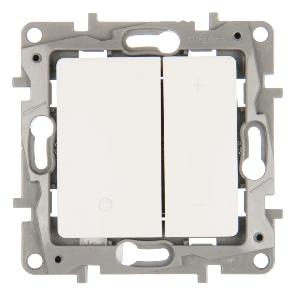 Legrand Etika - интеллектуальный светорегулятор с плавным диммированием 17353371 STLM-0007962