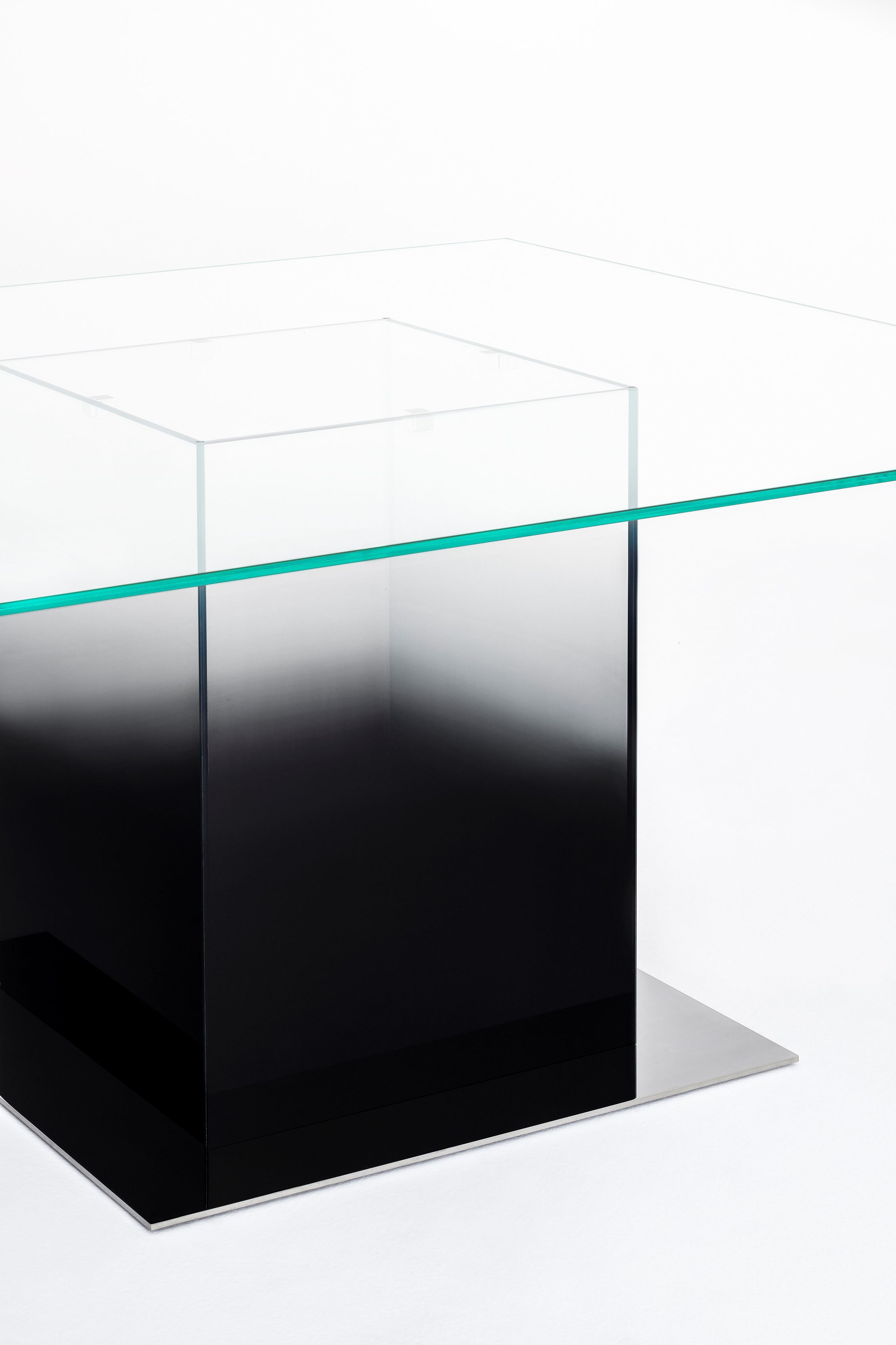 Квадратный стол из нержавеющей стали и хрусталя Glas Italia Дональд ARCH-00097564 - Вид №2