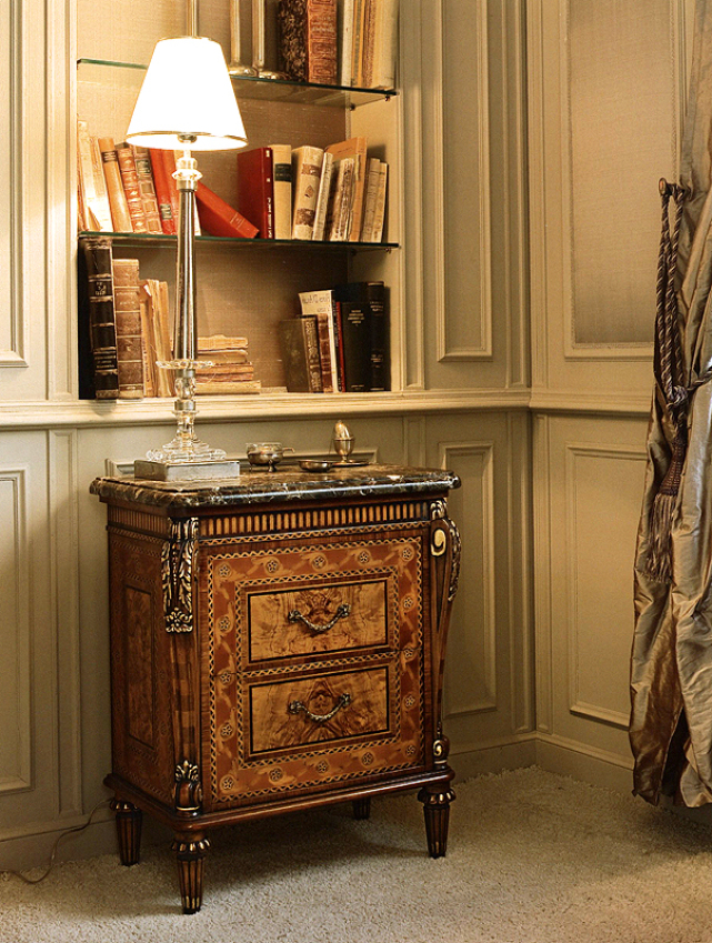 Тумбочка LUIGI XVI ANNIBALE COLOMBO H 1441 Time