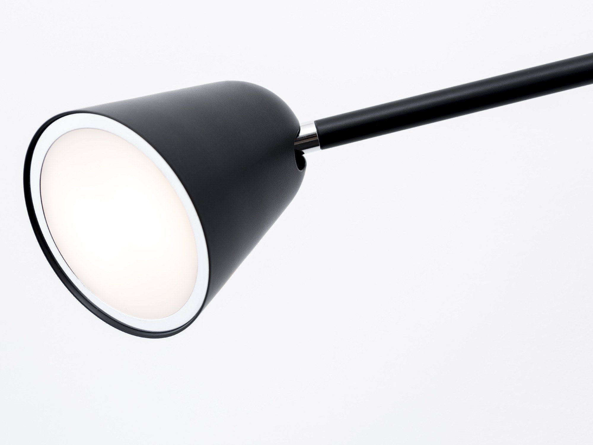 Стальной светодиодный настенный светильник Formagenda Chaplin ARCH-00011776