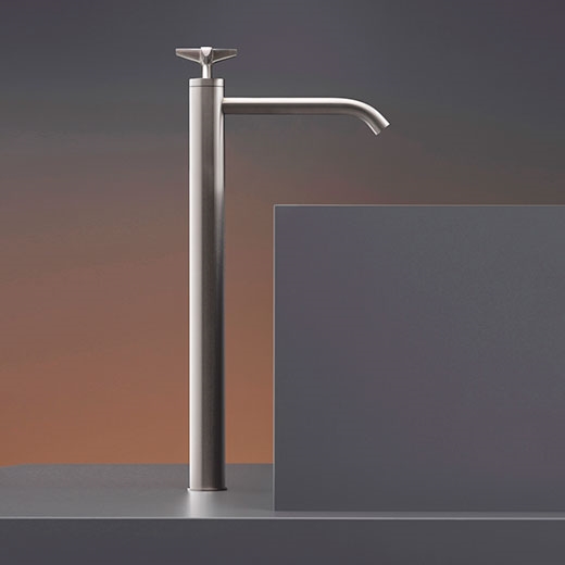 бортик прогрессивного смесителя для столешницы бассейна Н. 535 мм  CRX46 CEADESIGN  - Вид №1