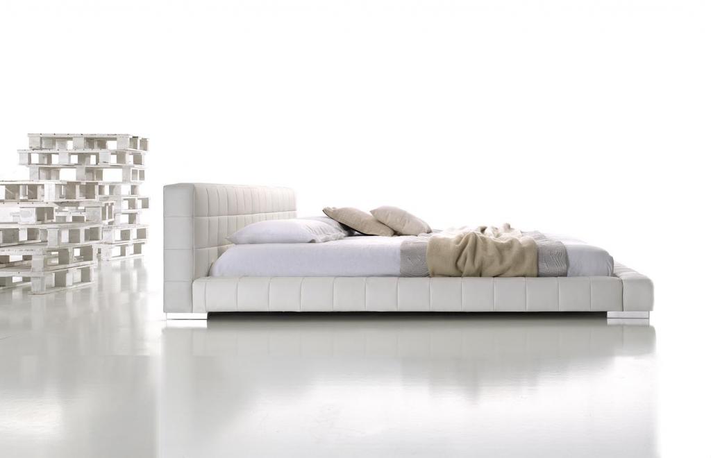 042502 Кровать Moradillo Wood Santreyd