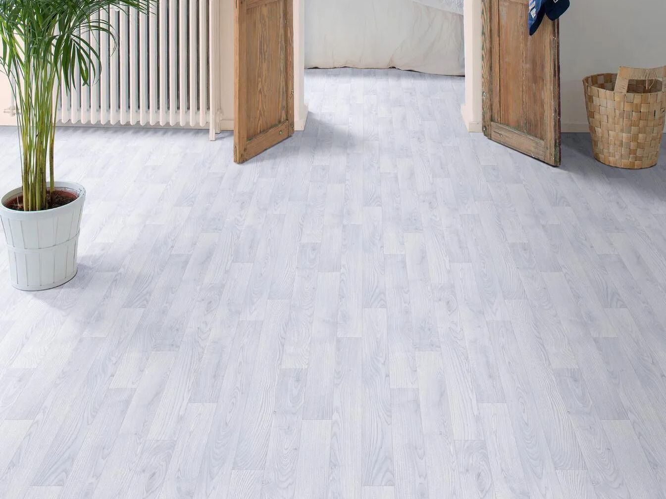 Нескользящий виниловый пол с эффектом дерева BEAUFLOR Turbo ARCH-00070582