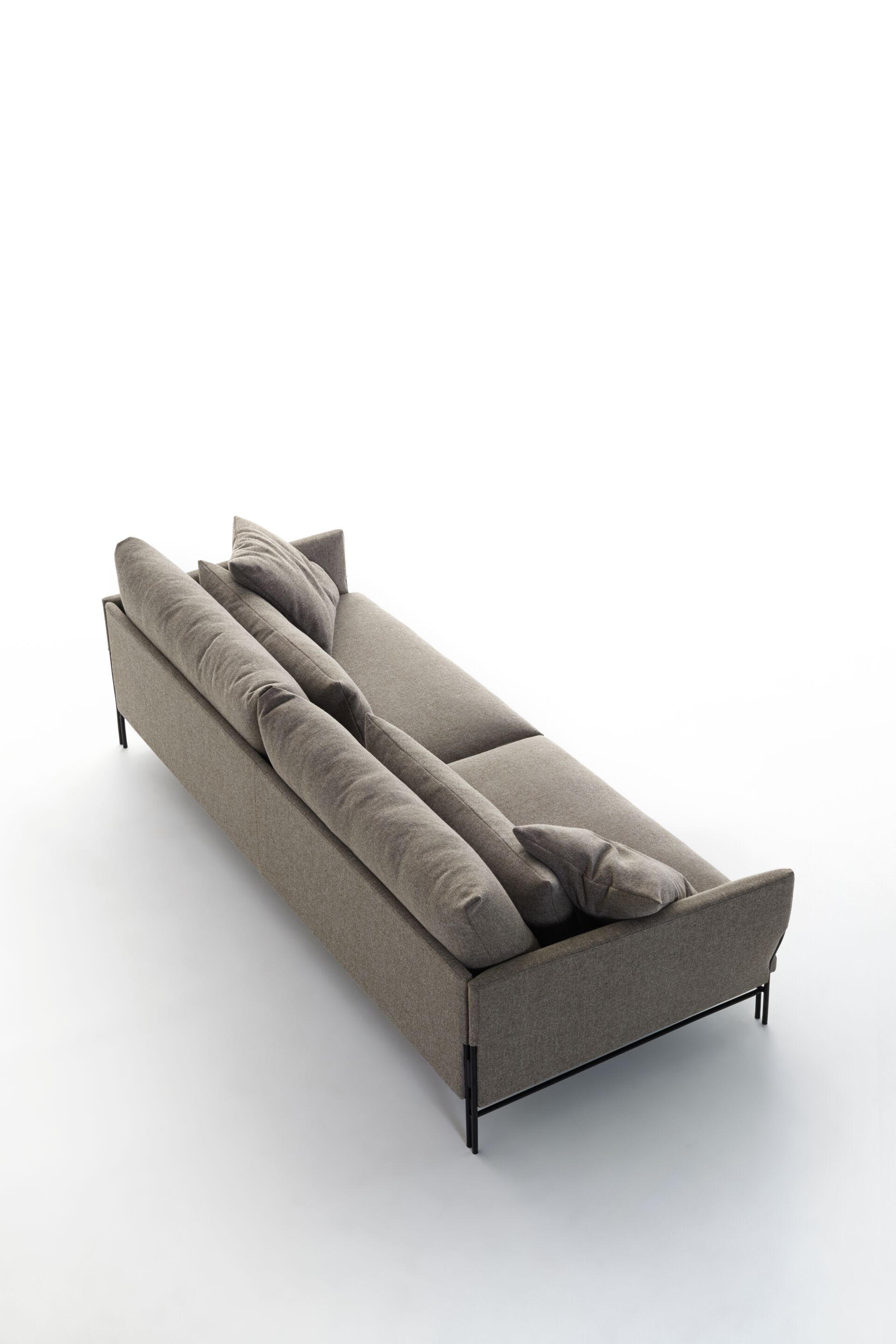 4-местный тканевый линейный диван Omelette Editions Majestic ARCH-00048827 - Вид №2